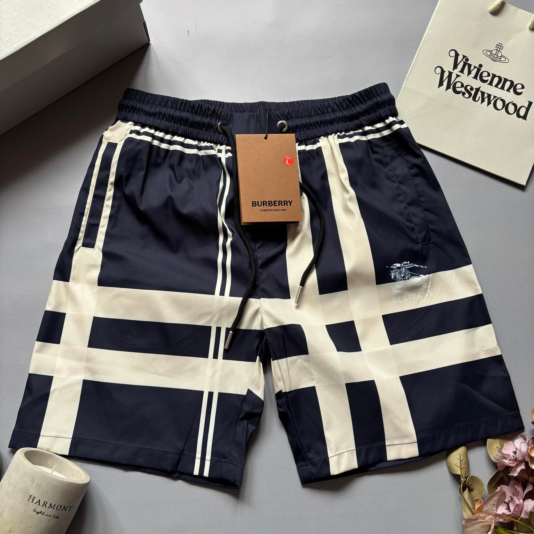 Burberry Shorts Сині