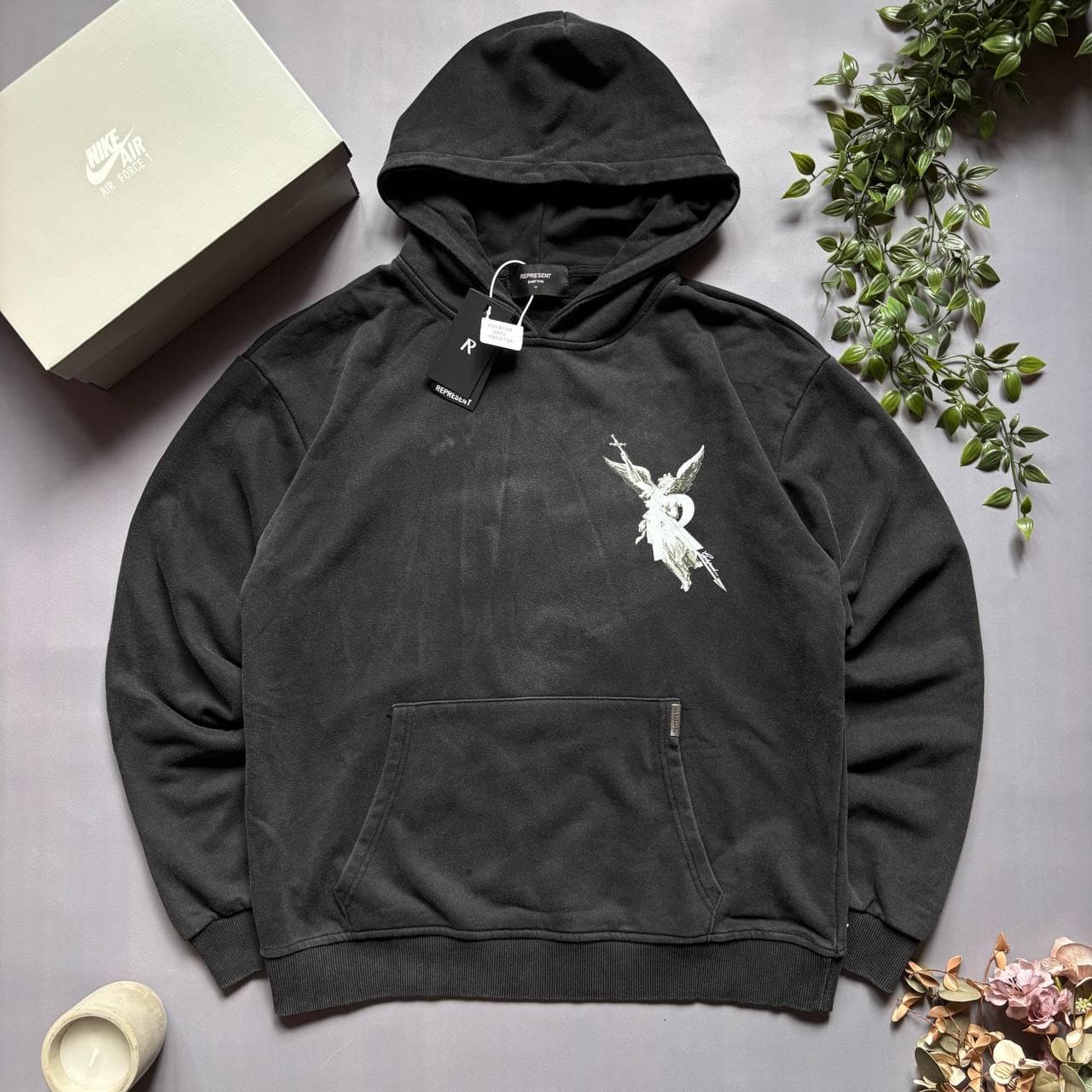 Represent Hoodie with Ангелом