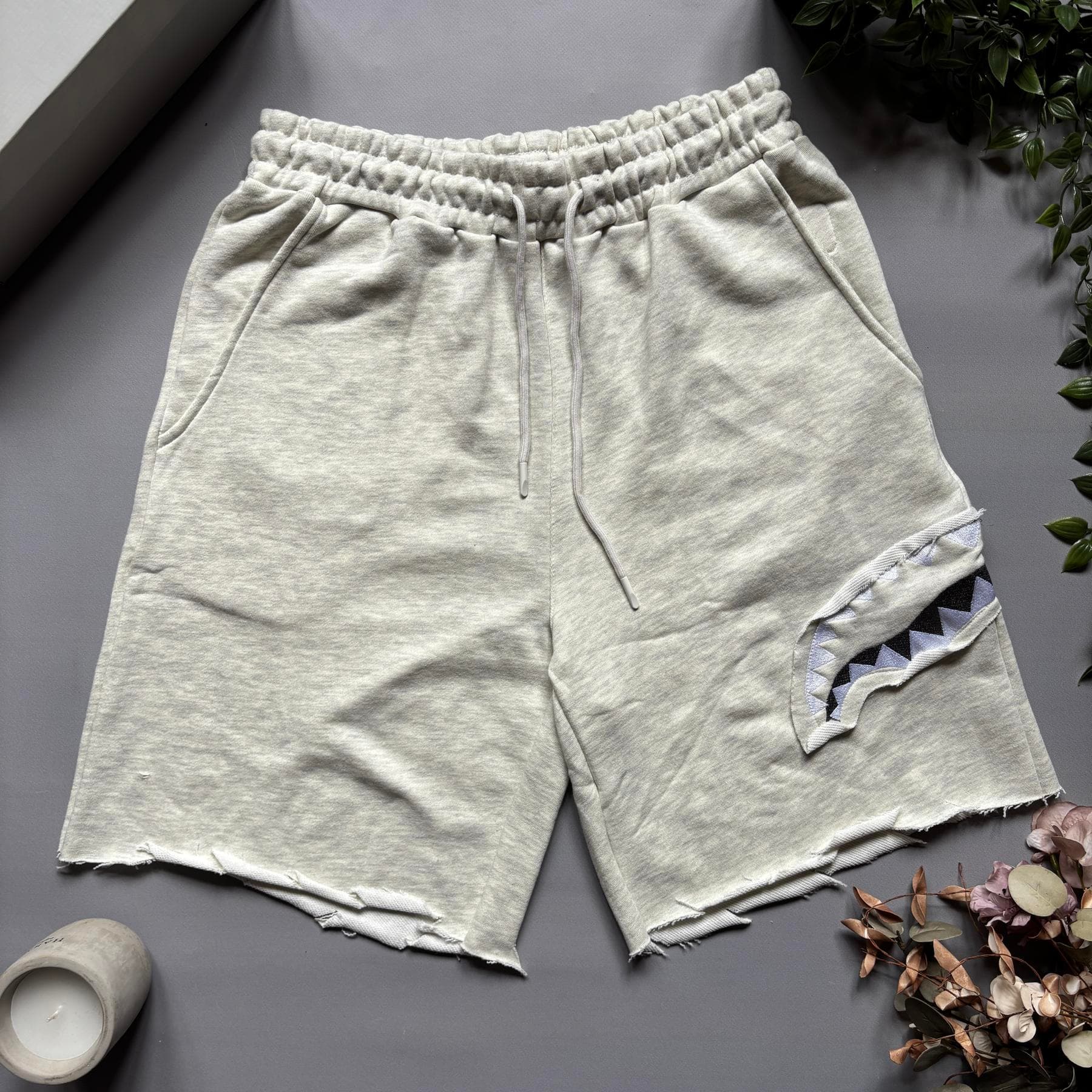 Sprayground Shorts Grey