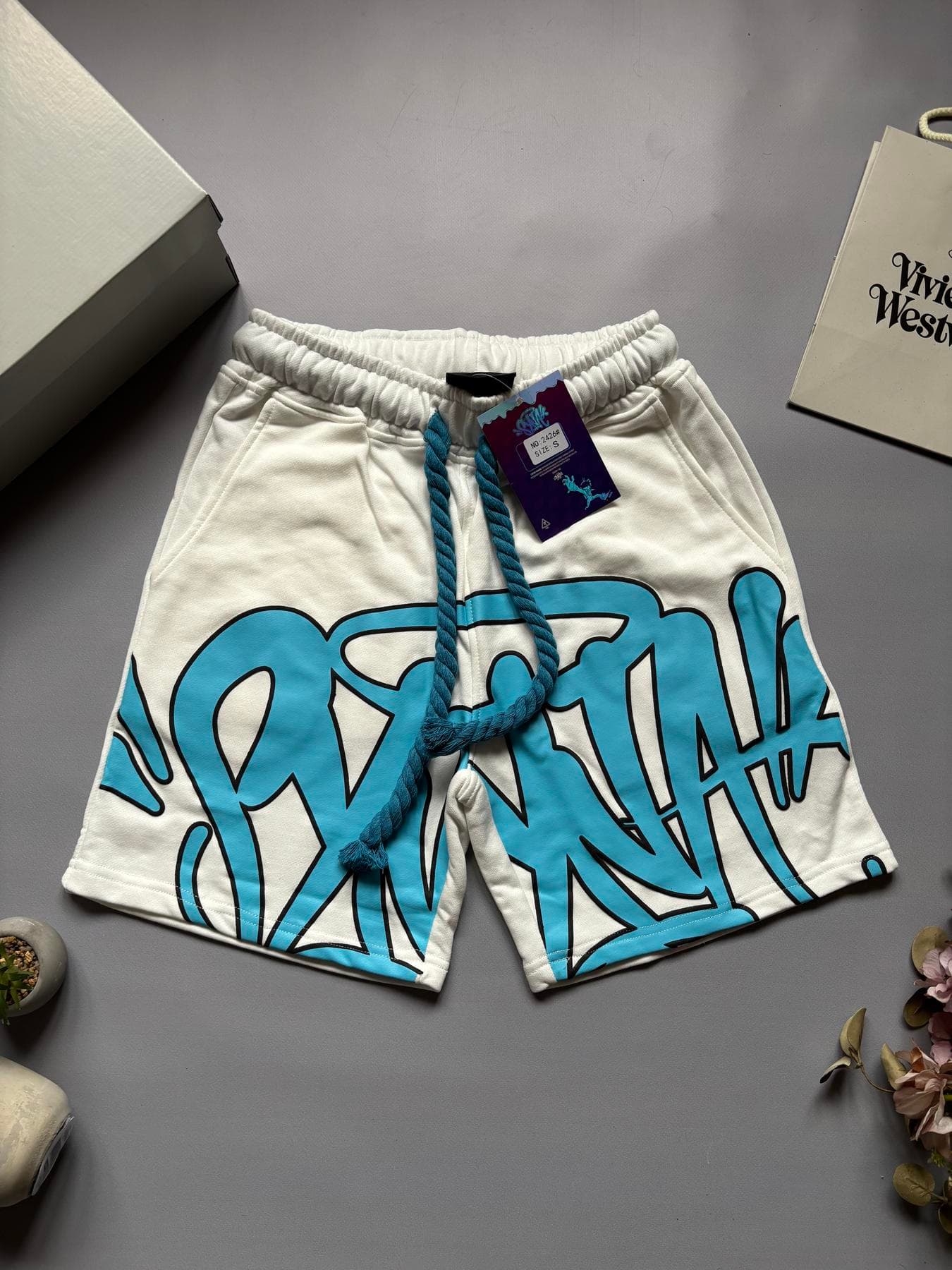 Syna World Shorts White