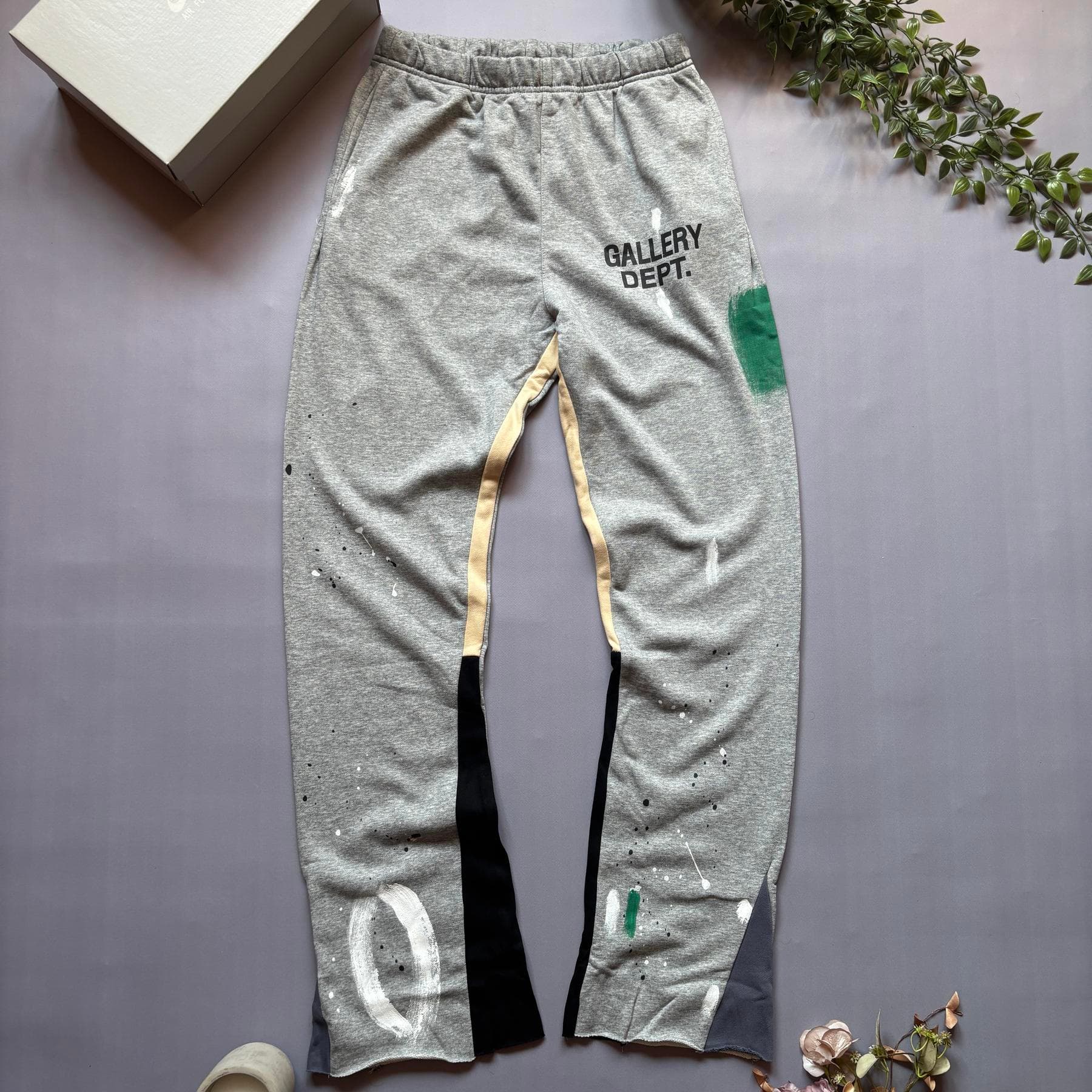 Gallery Dept Flared Pants with Фарбою Grey